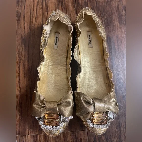 Miu Miu Metallic Gold Jeweled Bow Flats - Picture 6 of 6